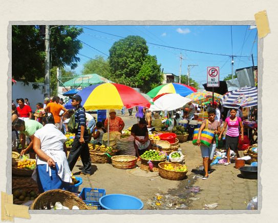 The colorful market next to one of the major bus stations in Leon 'The colorful market next to one of the major bus stations in Leon