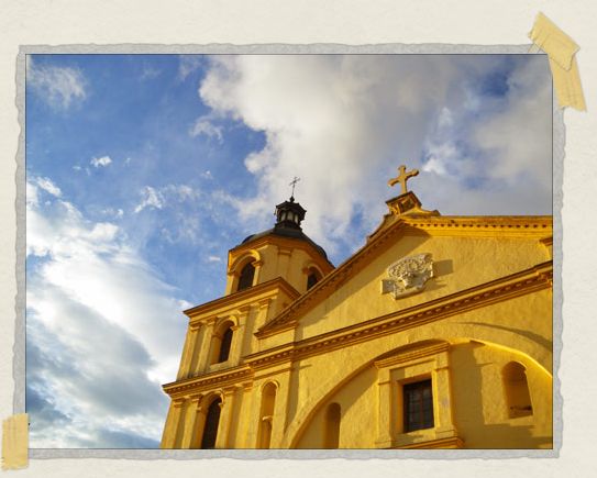 The Church of Candeleria shows up brilliantly against the blue sky of a Bogota morning 'The Church of Candeleria shows up brilliantly against the blue sky of a Bogota morning